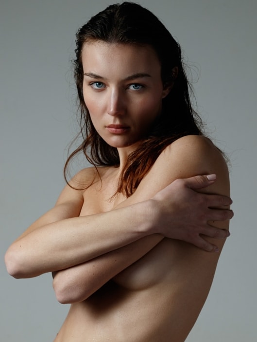 Agenzia Modelle Brescia &bull; ALESSIA AC &bull; Fotomodella Influencer, WOMEN, Fotomodella Legs / Hand, Fotomodella Di Colore, Fotomodella Over 30