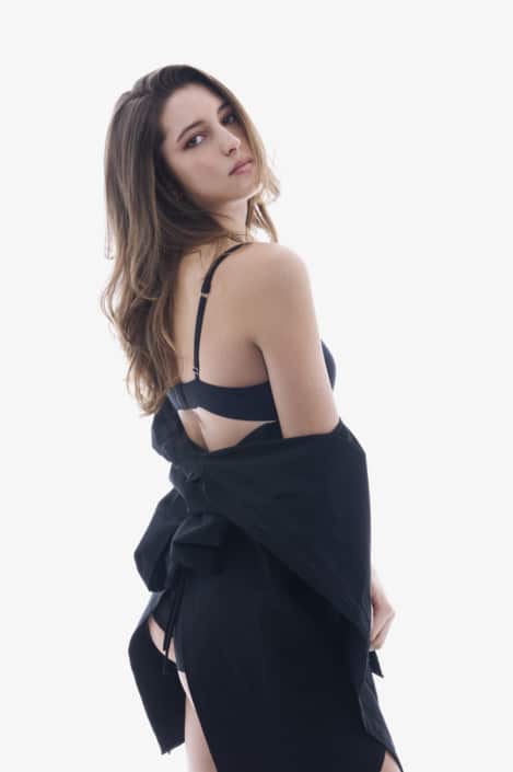 Agenzia Modelle Brescia • SOFIA CO • WOMEN, Fotomodella Legs / Hand, Fotomodella Over 20